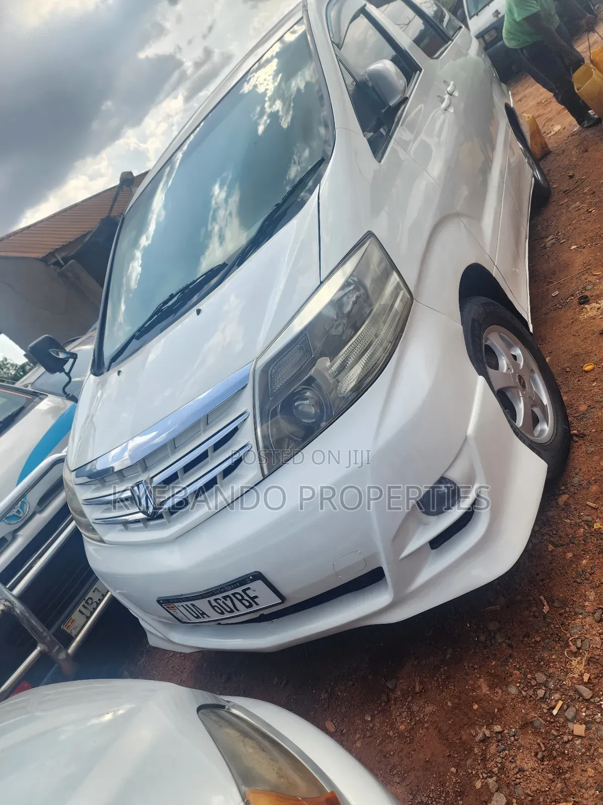 Toyota Alphard 3.0 Petrol FWD 2004 White