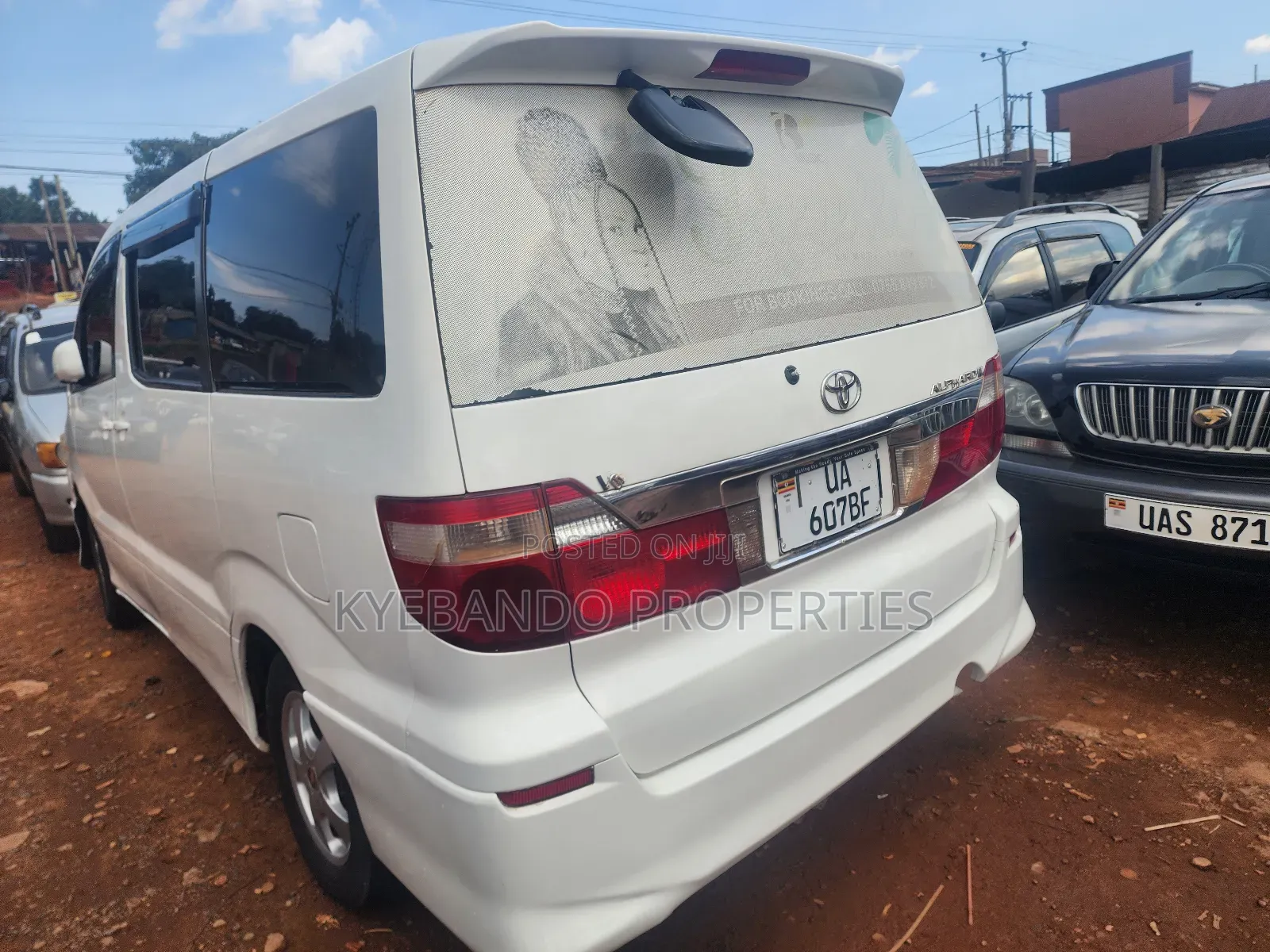 Toyota Alphard 3.0 Petrol FWD 2004 White