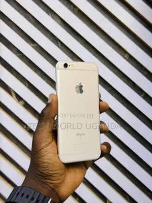 Apple iPhone 6s 64 GB White