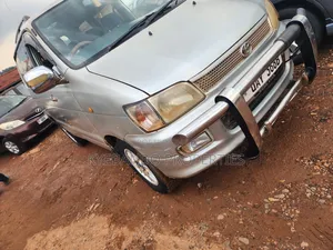 Toyota Noah 2.0 FWD (8 Seater) 2002 Silver