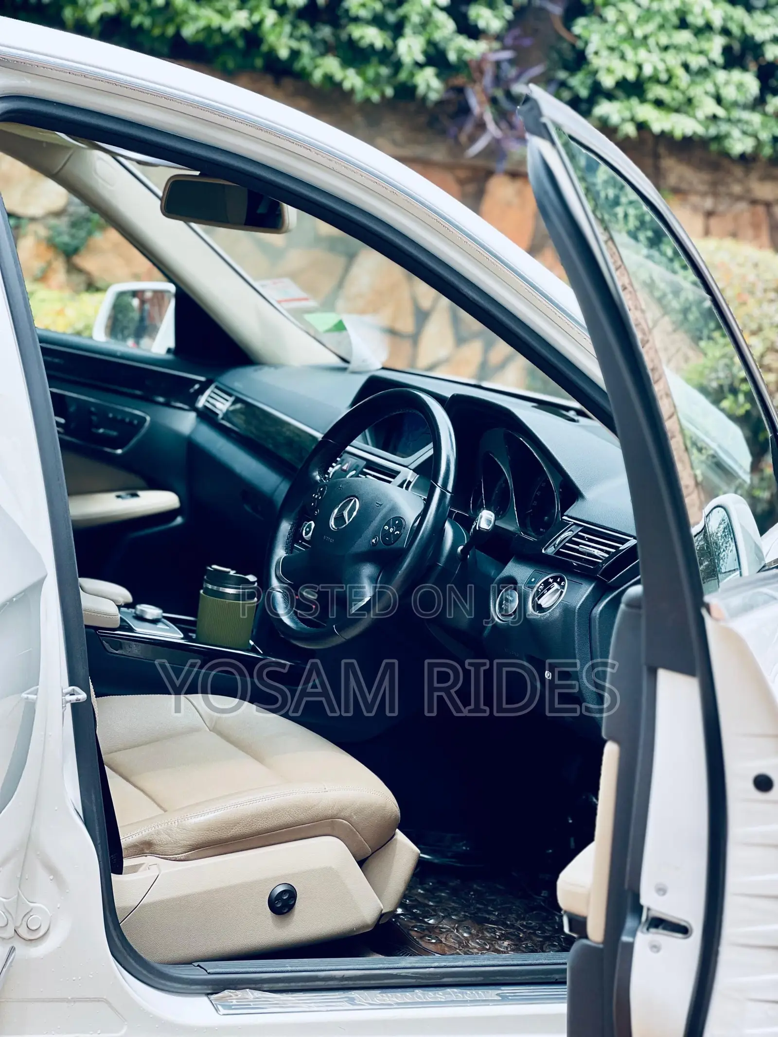 Mercedes-Benz E300 2011 White
