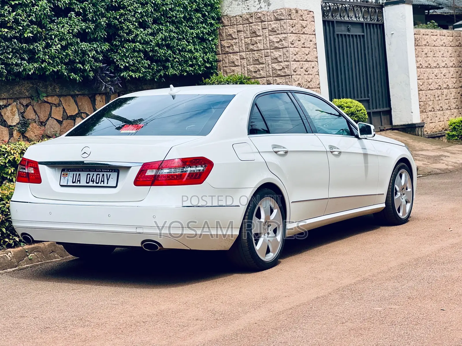 Mercedes-Benz E300 2011 White