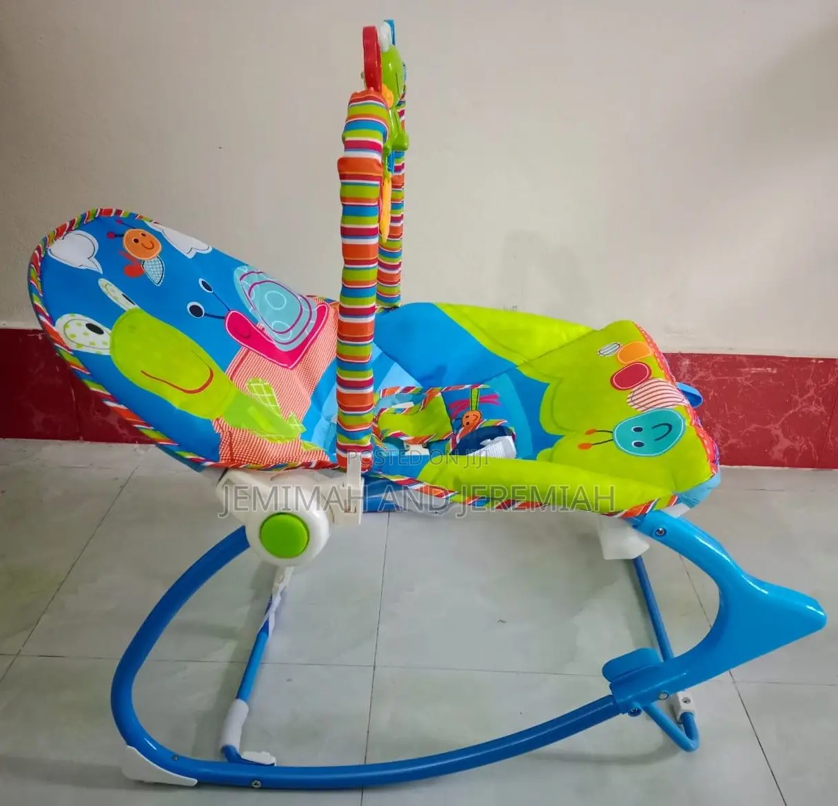 Baby Portable Rocker Chair Powered by Batteries
