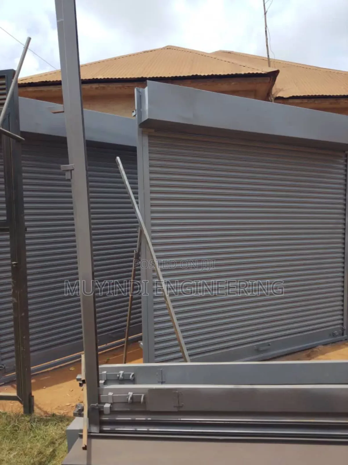 9.5x9.5ft Roll Up Door
