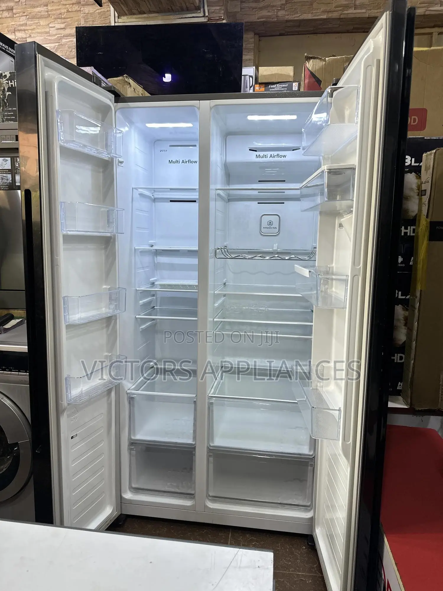 Hisense 750l Side by Side Refrigerator Black With Mirror Finish