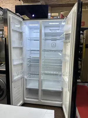 Hisense 750l Side by Side Refrigerator Black With Mirror Finish