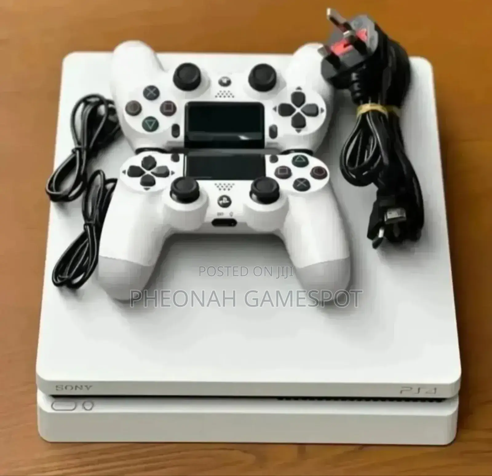 Usa Used Playstation 4 Slim.12 Games 2 Controllers Mint Condition