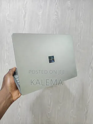 Laptop Microsoft Surface Laptop Go 2 8GB Intel Core i5 SSD 256GB