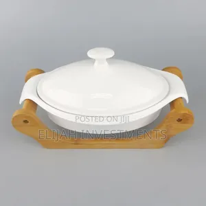 White Ceramic Casserole Dish With a Lid