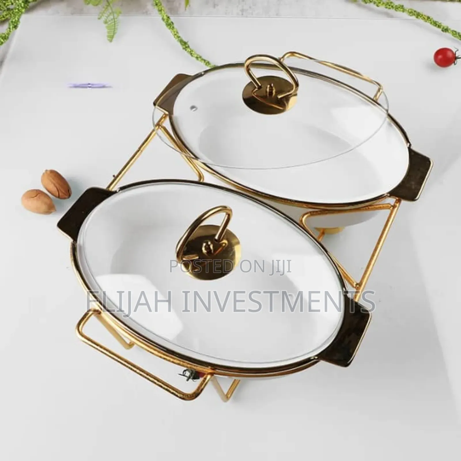 Ceramic Chafing Dishes With A Golden Stand