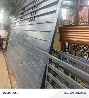 Sliding Gate Modern