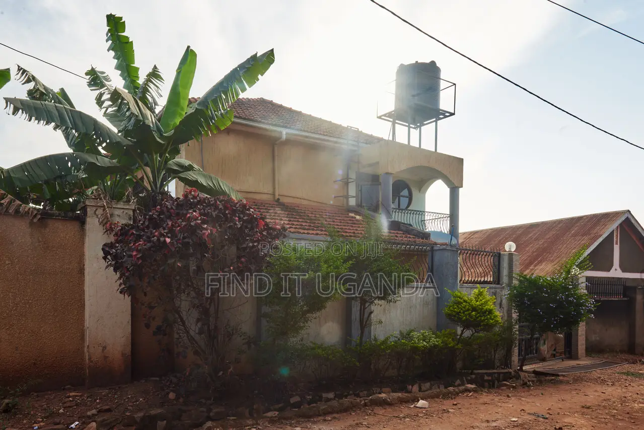 4bdrm House in Central Division for sale