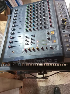 Yamaha Amp Mixer 8 Channels
