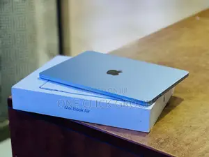 New Laptop Apple MacBook Air 2025 M4 16GB Apple M4 SSHD (Hybrid) 256GB