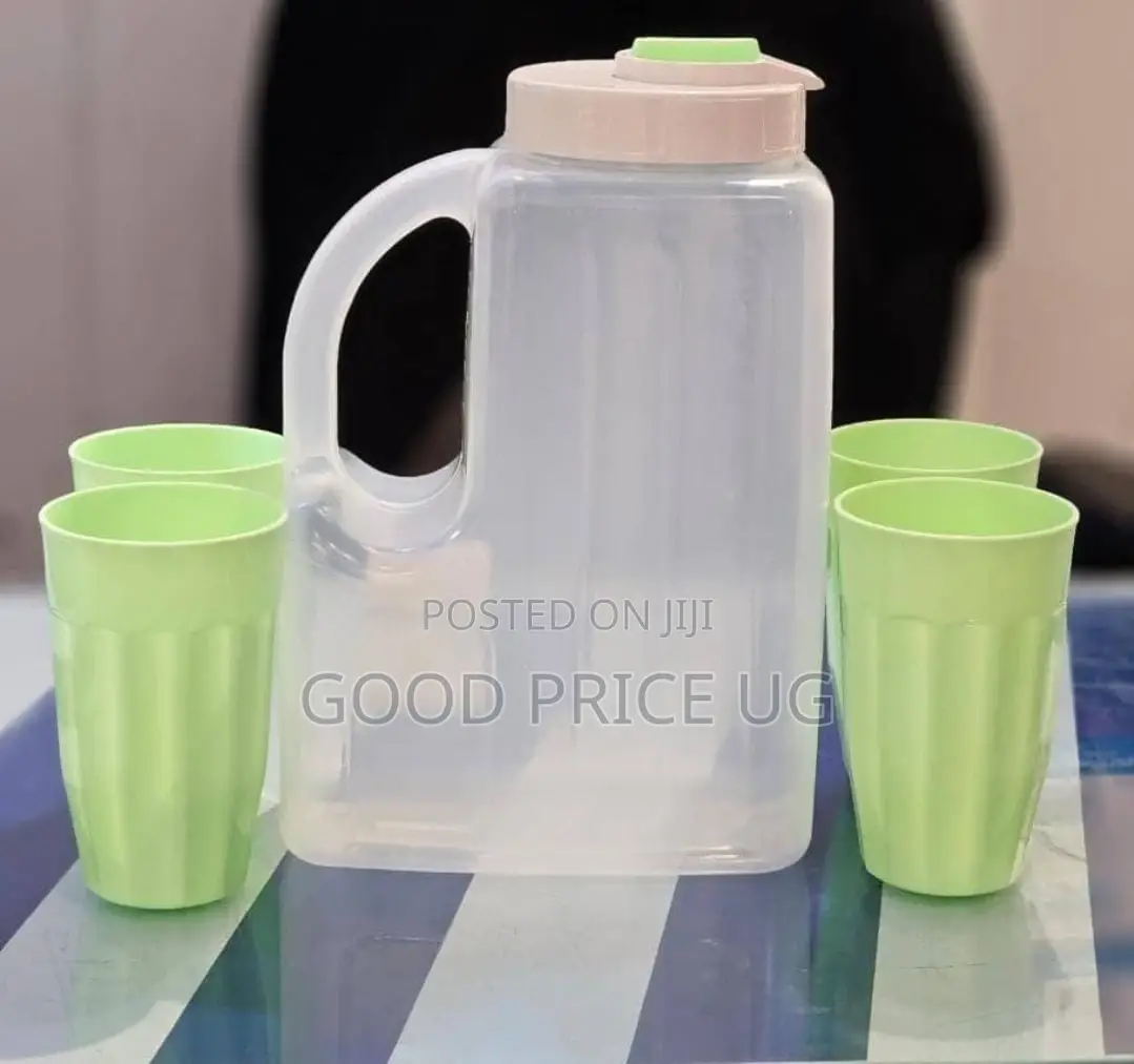 4l Fridge Bottle With 4 Plastic Mug