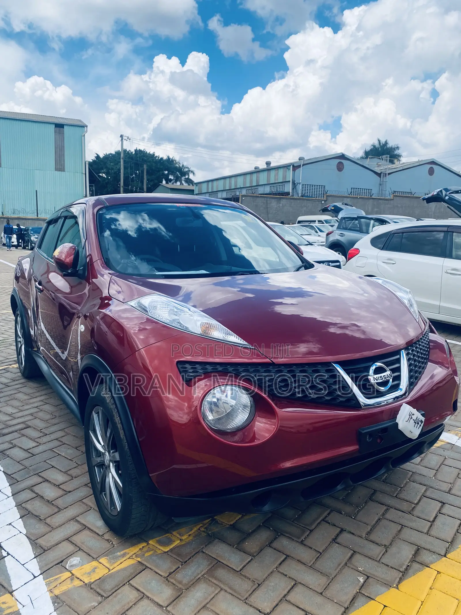 Nissan Juke 2012 Maroon