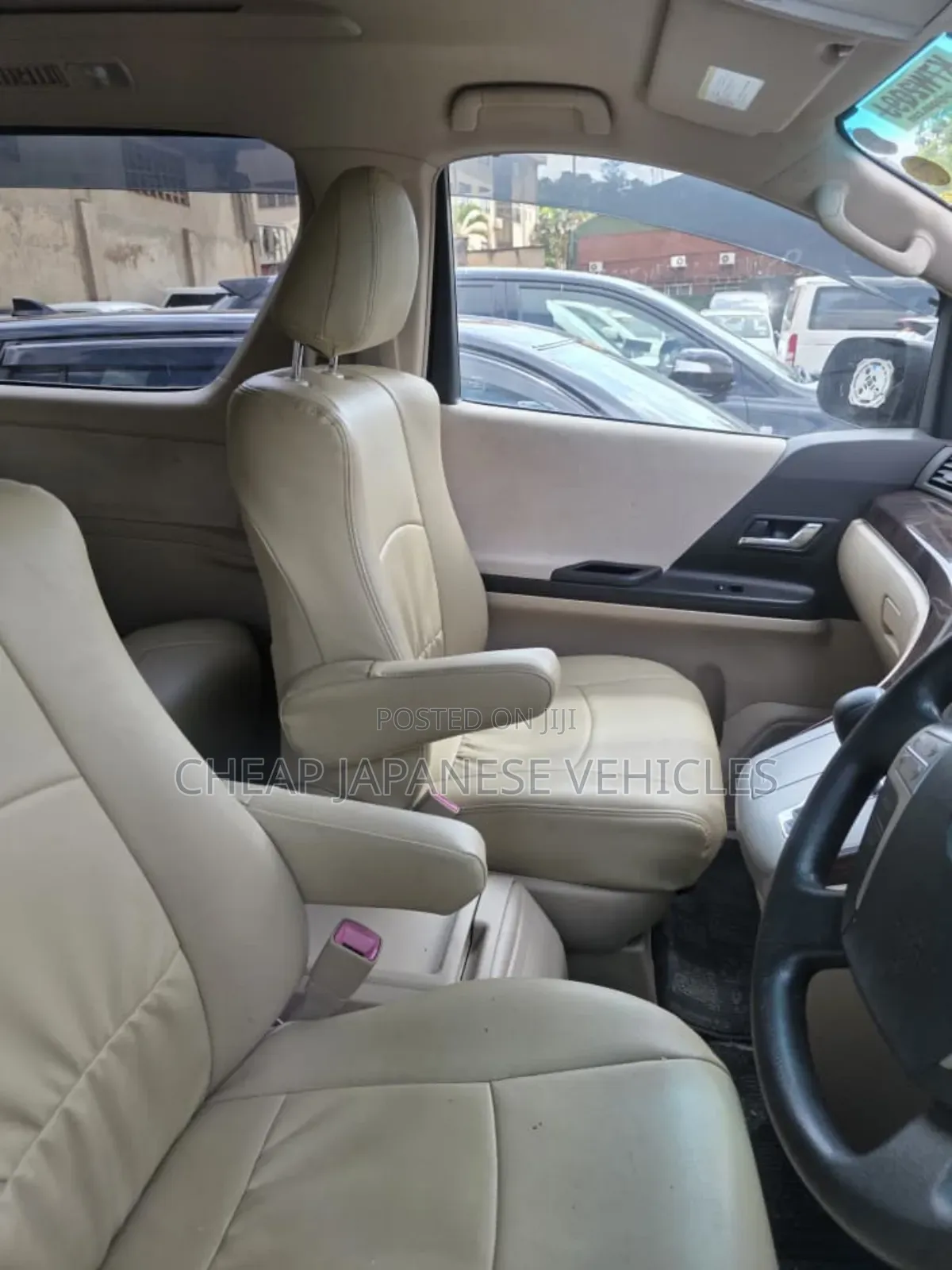 Toyota Vellfire 2012 Silver
