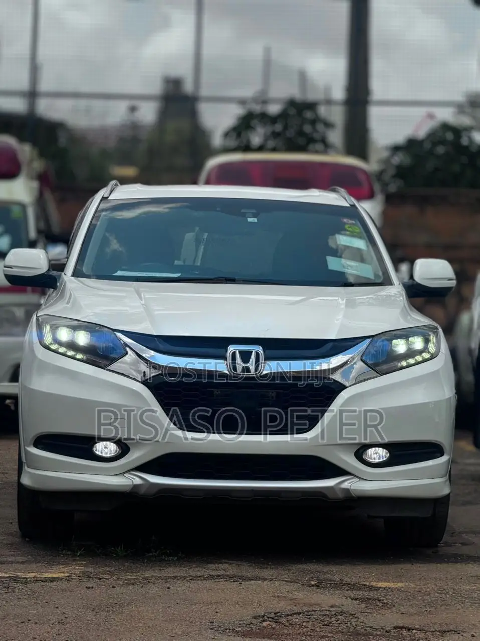 Honda Vezel 1.5 Hybrid 4WD 2015 White