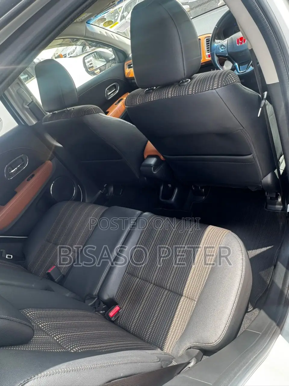 Honda Vezel 1.5 Hybrid 4WD 2015 White