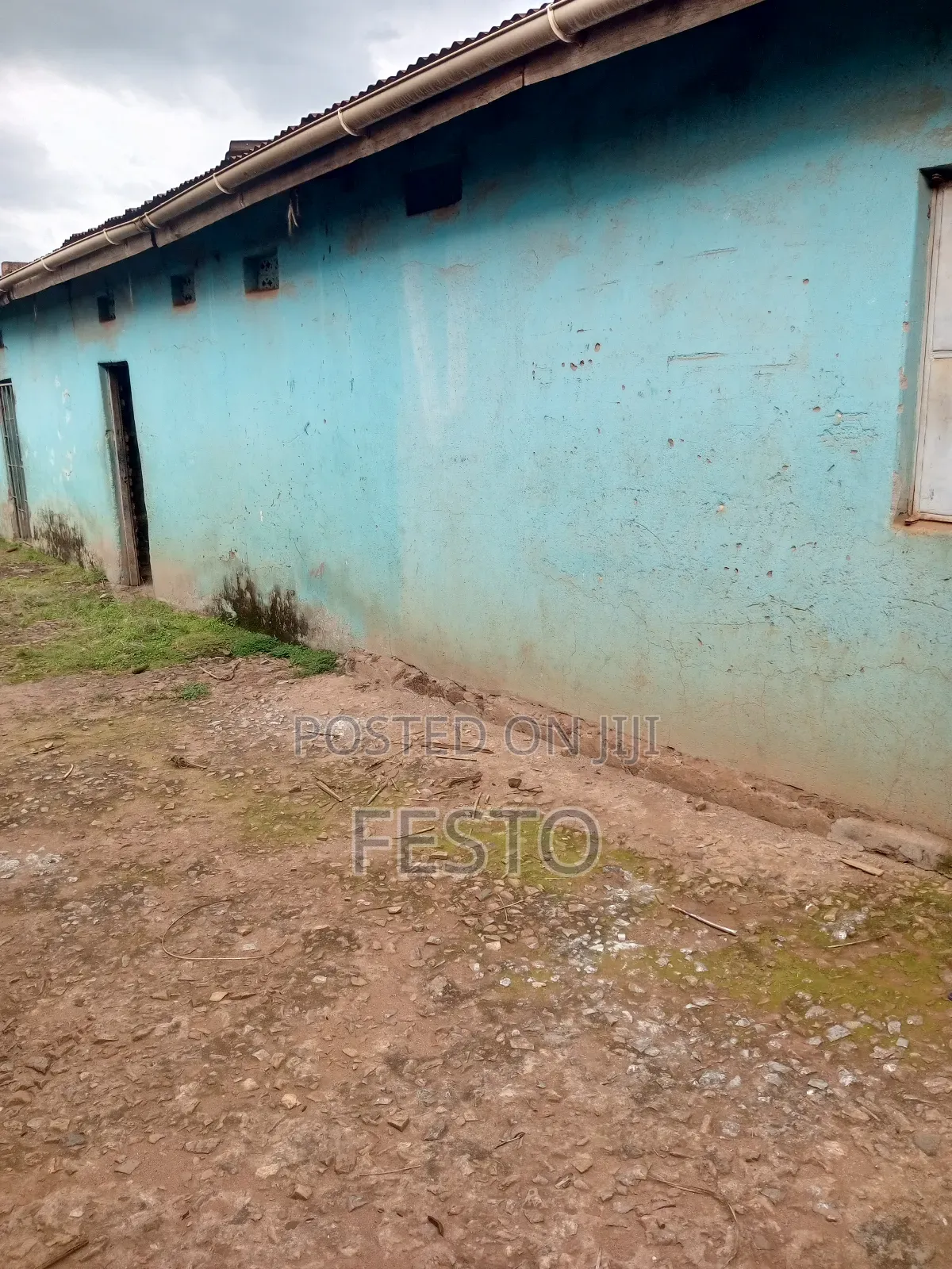 Commercial Land / Building With Freehold Title for Sale in Hoima City
