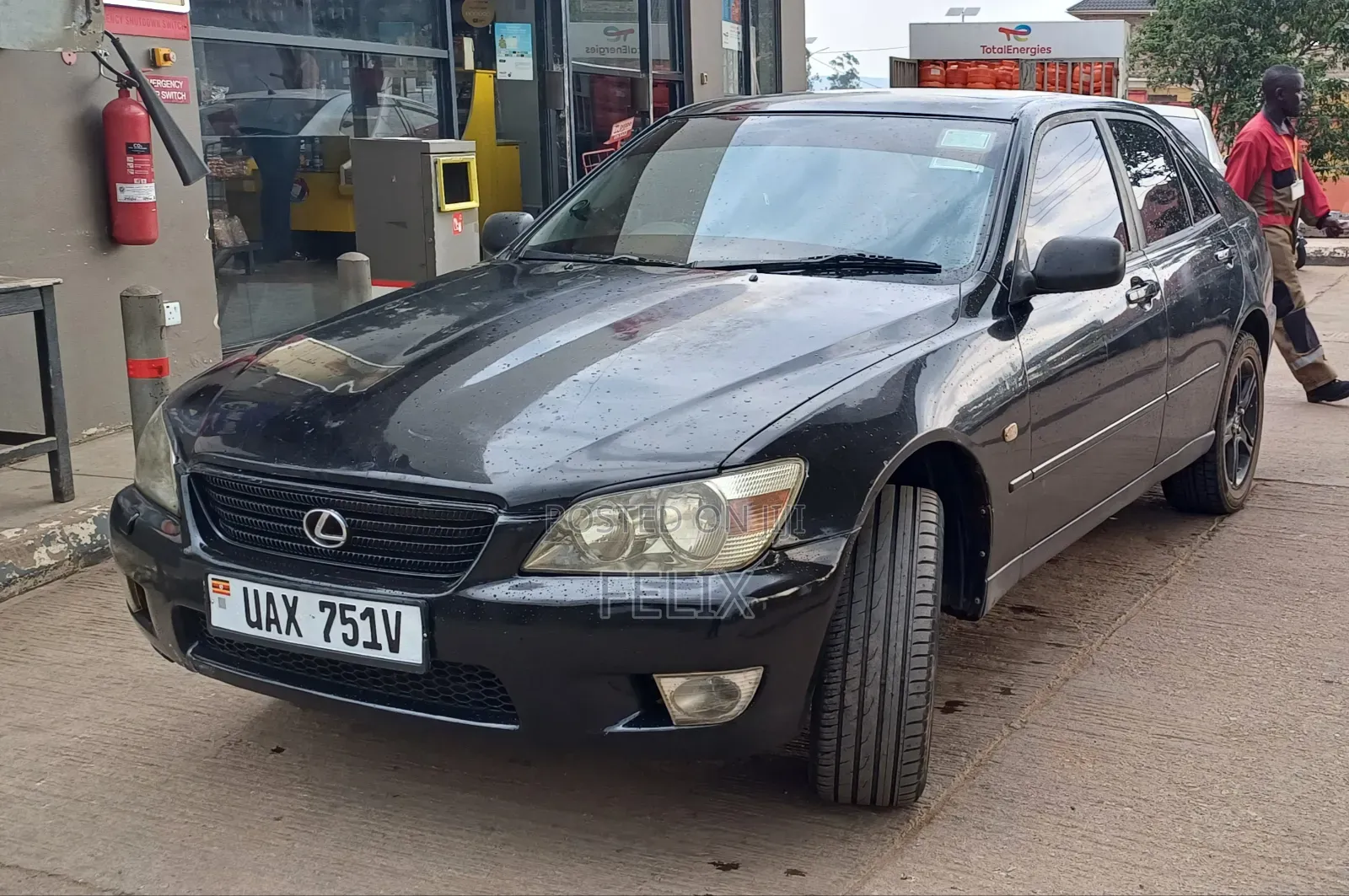 Lexus IS Automatic 1999 Black