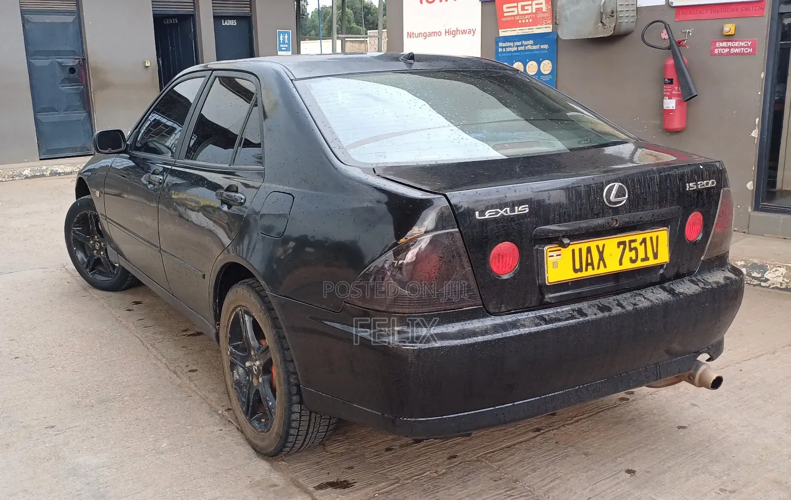 Lexus IS Automatic 1999 Black