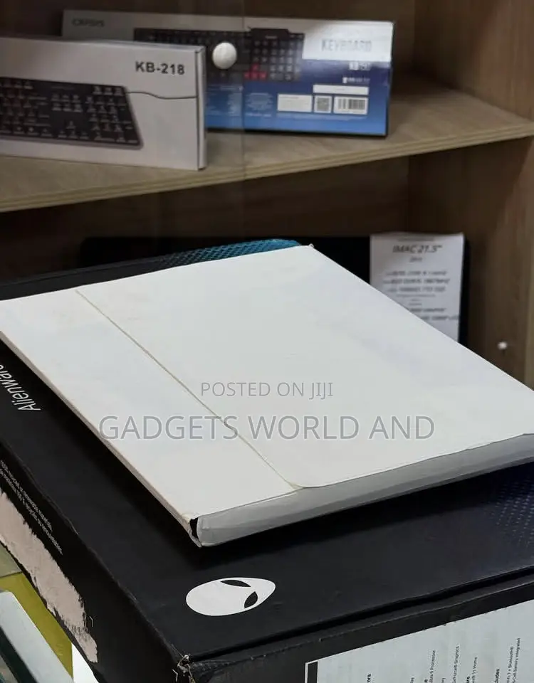 New Laptop Dell Alienware Aurora R16 64GB Intel Core I7 SSD 2T