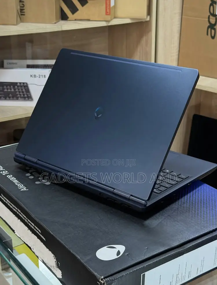 New Laptop Dell Alienware Aurora R16 64GB Intel Core I7 SSD 2T