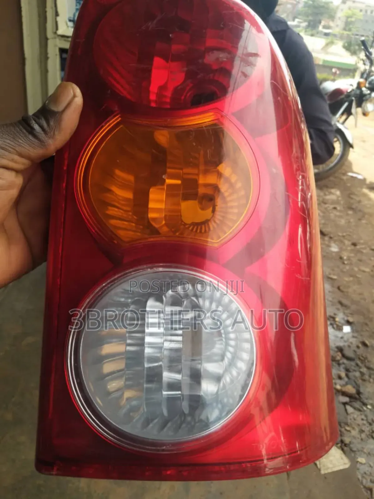 Raum New Shape Ordinary Tail Lights