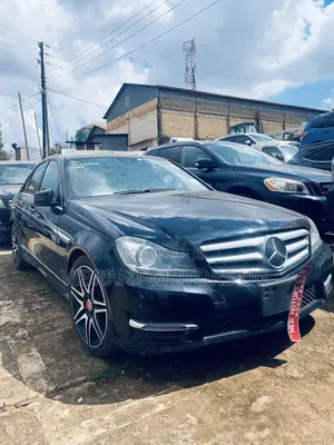 Mercedes-Benz C180 2013 Black
