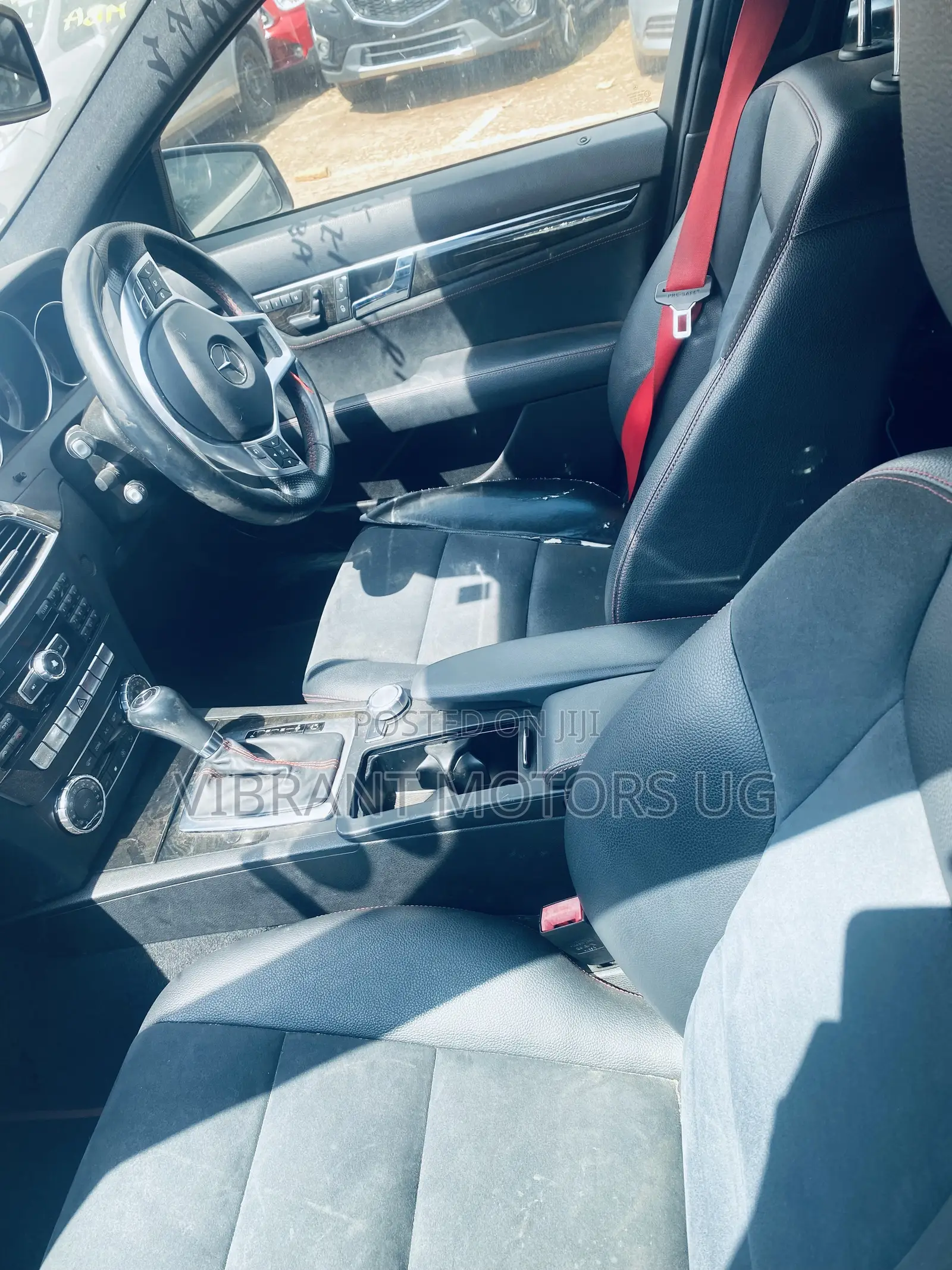 Mercedes-Benz C180 2013 Black