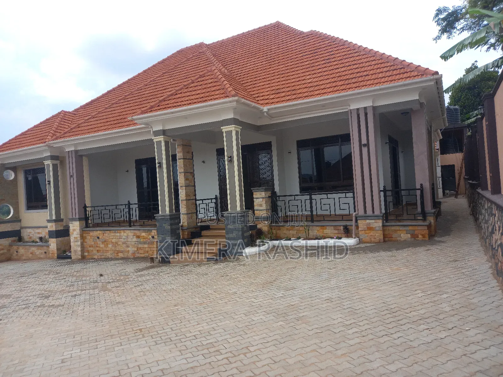 4bdrm Bungalow in Kitende, Ssisa for sale