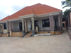 4bdrm Bungalow in Kitende, Ssisa for sale