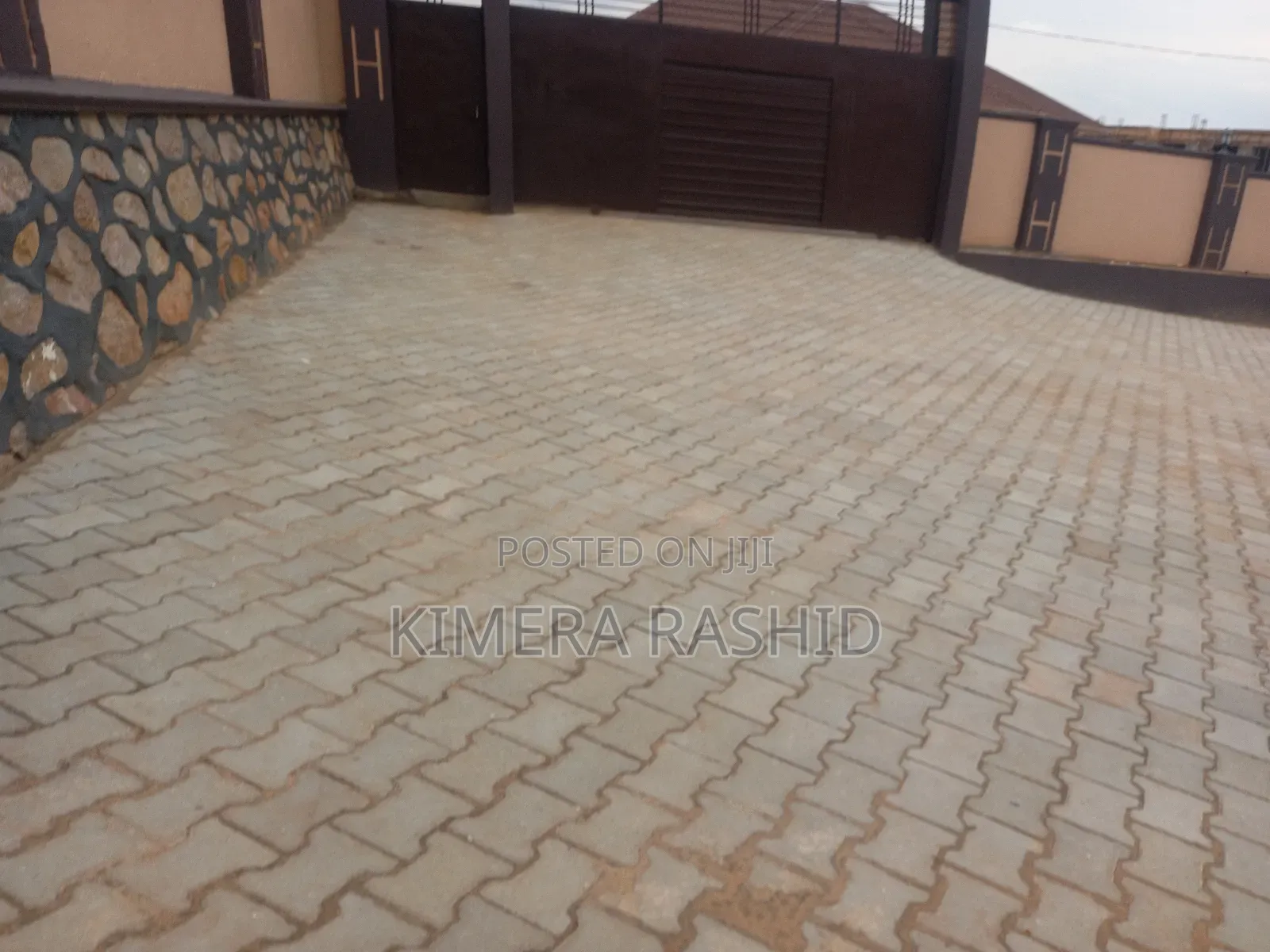 4bdrm Bungalow in Kitende, Ssisa for sale