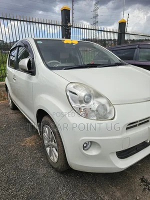 Toyota Passo 1.0 FWD 2012 Pearl