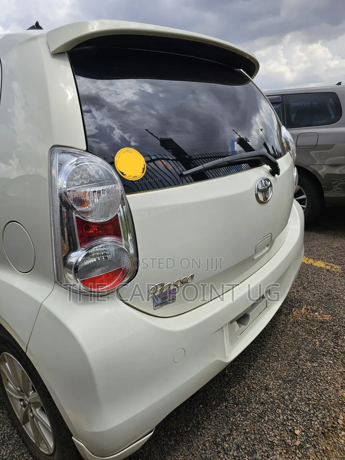 Toyota Passo 1.0 FWD 2012 Pearl