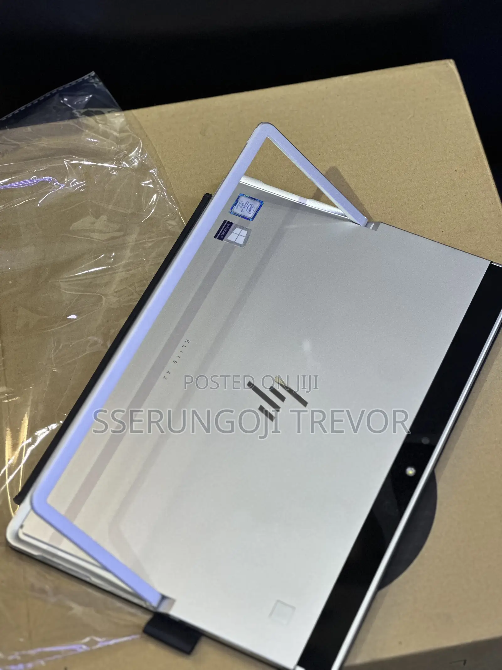 New Laptop HP X2 8GB Intel Core I5 SSHD+SSD 256GB