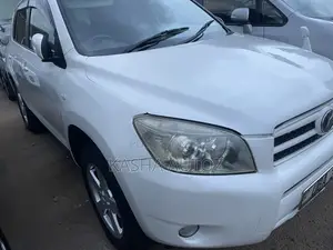 Toyota RAV4 2008 White