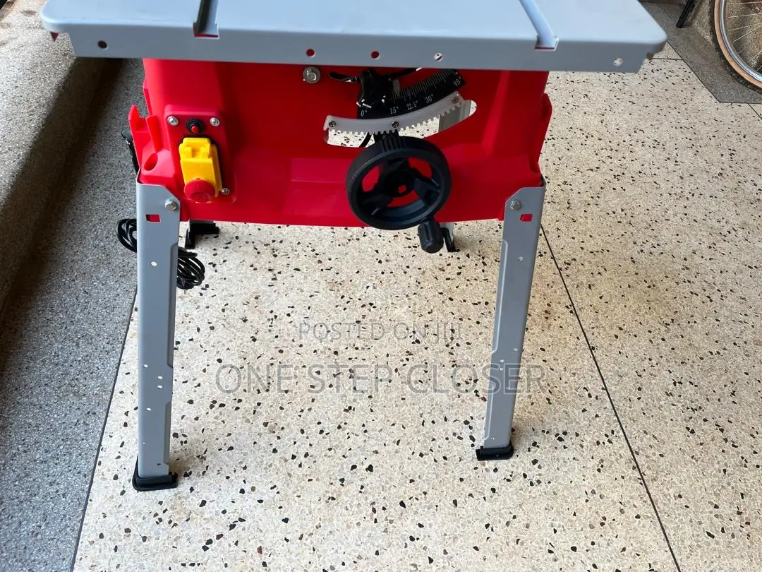 Table Saw Machine