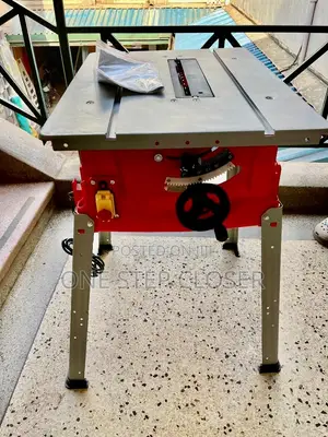 Table Saw Machine