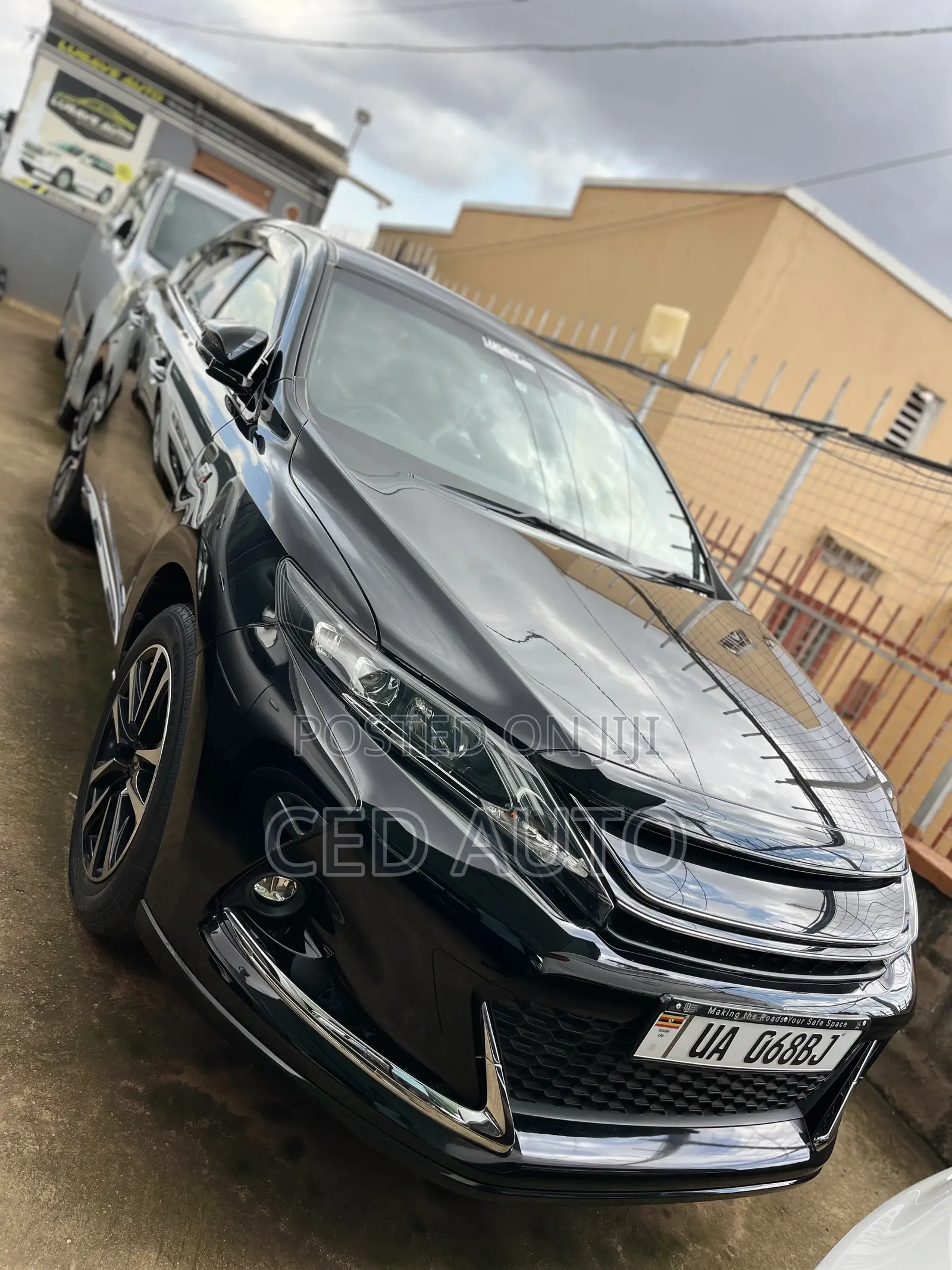Toyota Harrier 2017 Black