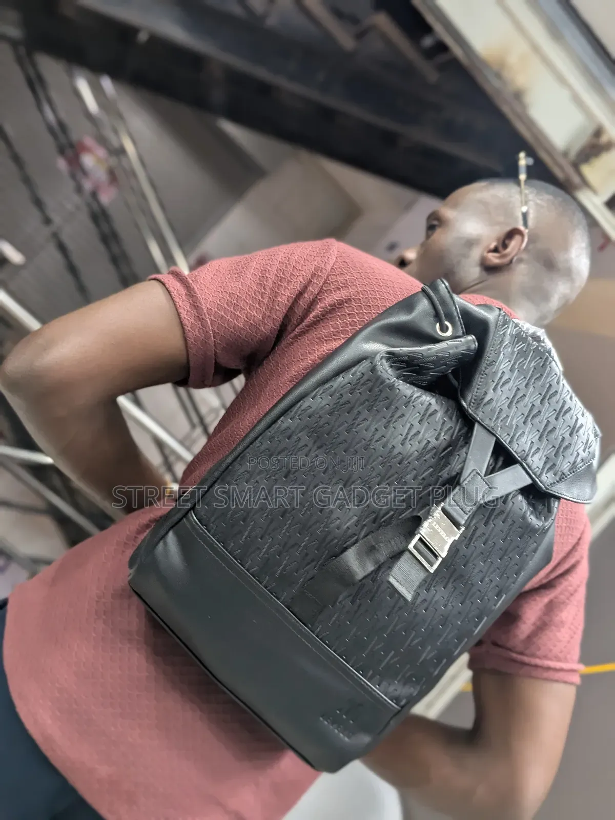Levelo Envol 16inches Leather Backpack
