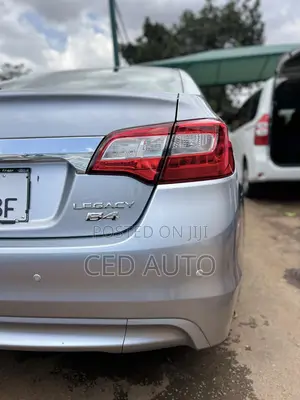 Subaru Legacy 2016 Silver