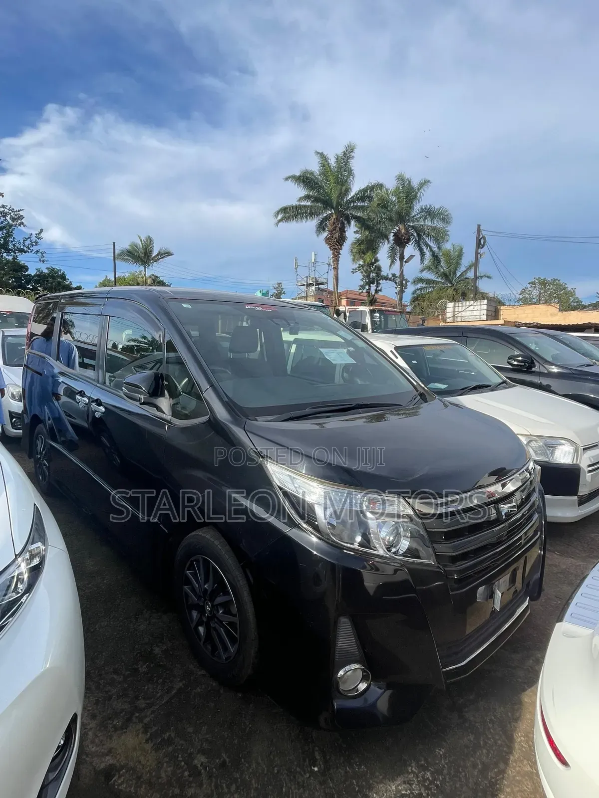 Toyota Noah 2016 Black