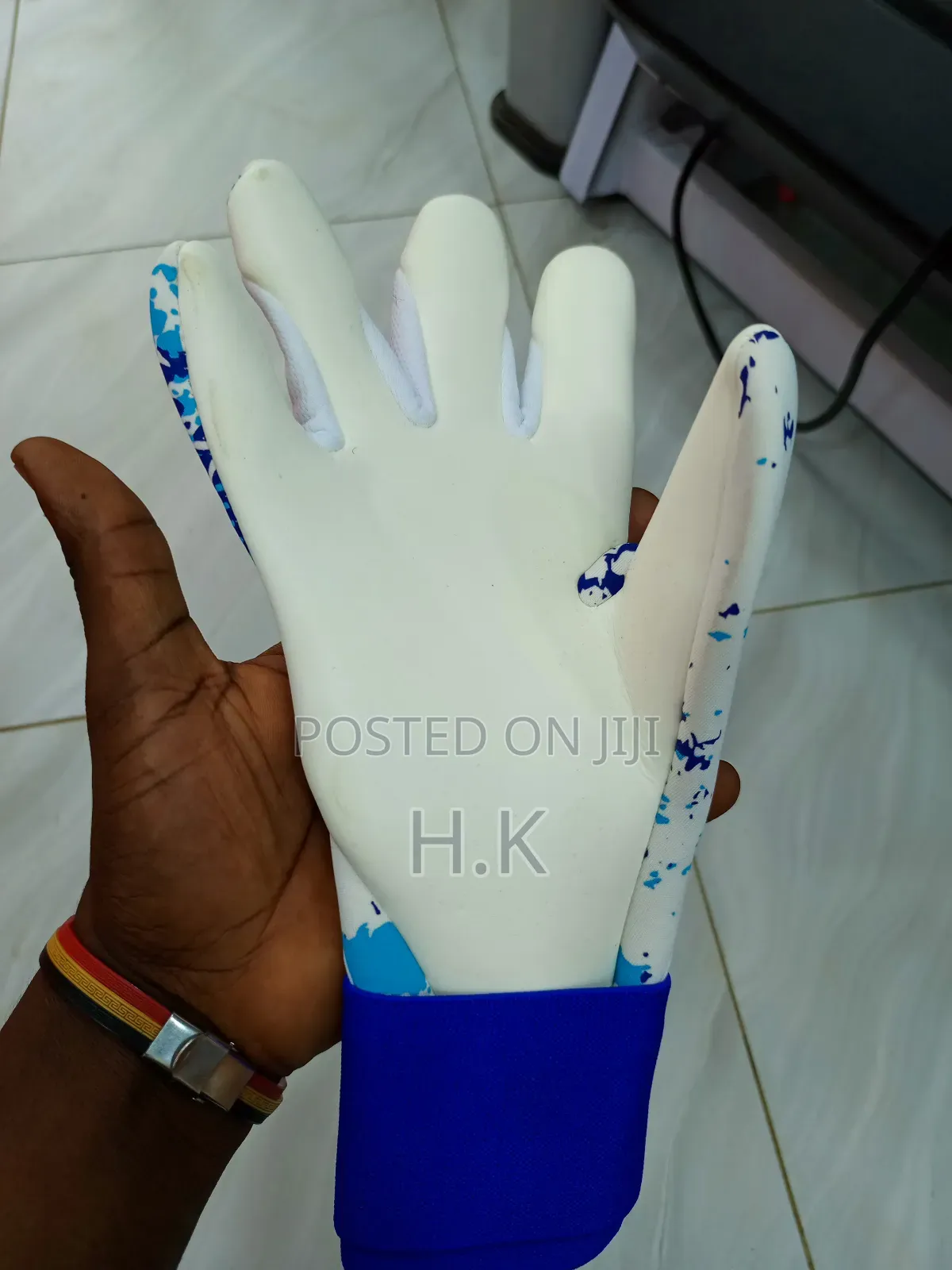 Dokisn Brand Goalkeeper Glove