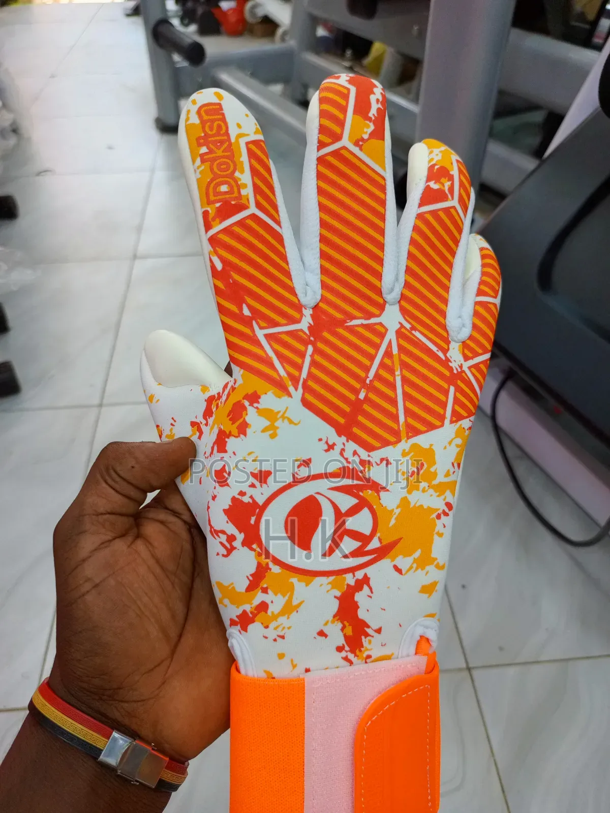 RWLK Picasso Line Goalkeeper Glove.