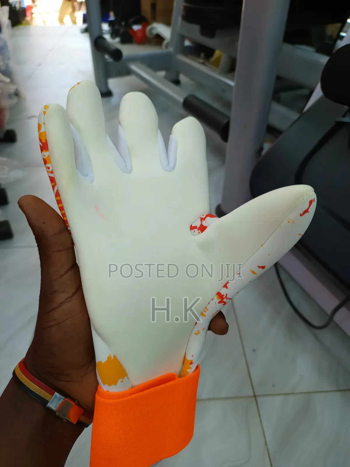 RWLK Picasso Line Goalkeeper Glove.