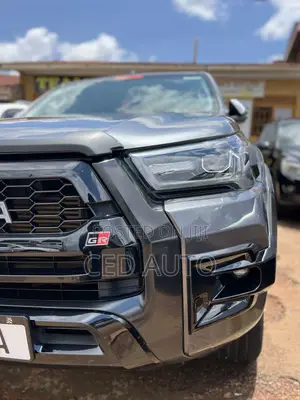 Toyota Hilux 2019 Gray