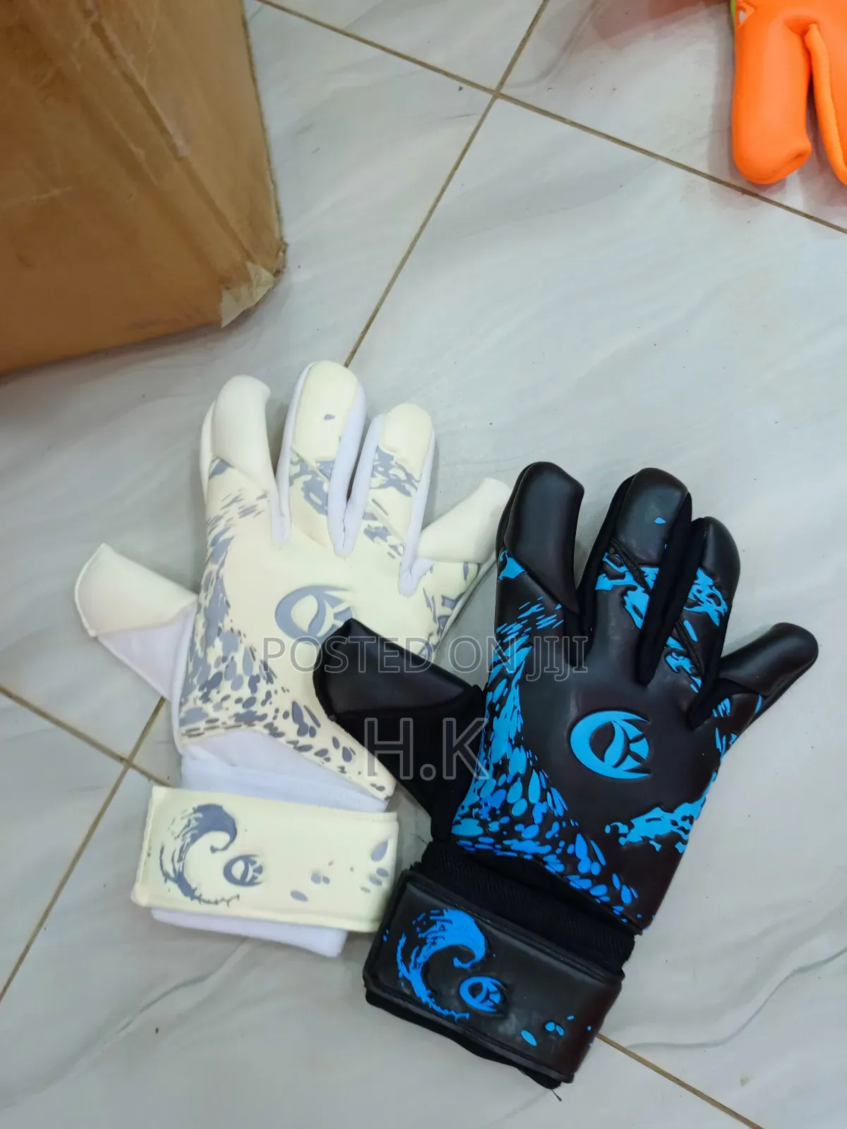 Goalkeeper Gloves.