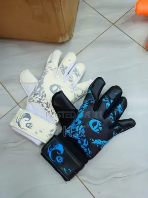 Goalkeeper Gloves.